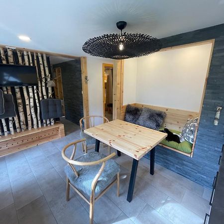 Bungalows Am Waldessaum Bei Hohenzieritz Luaran gambar