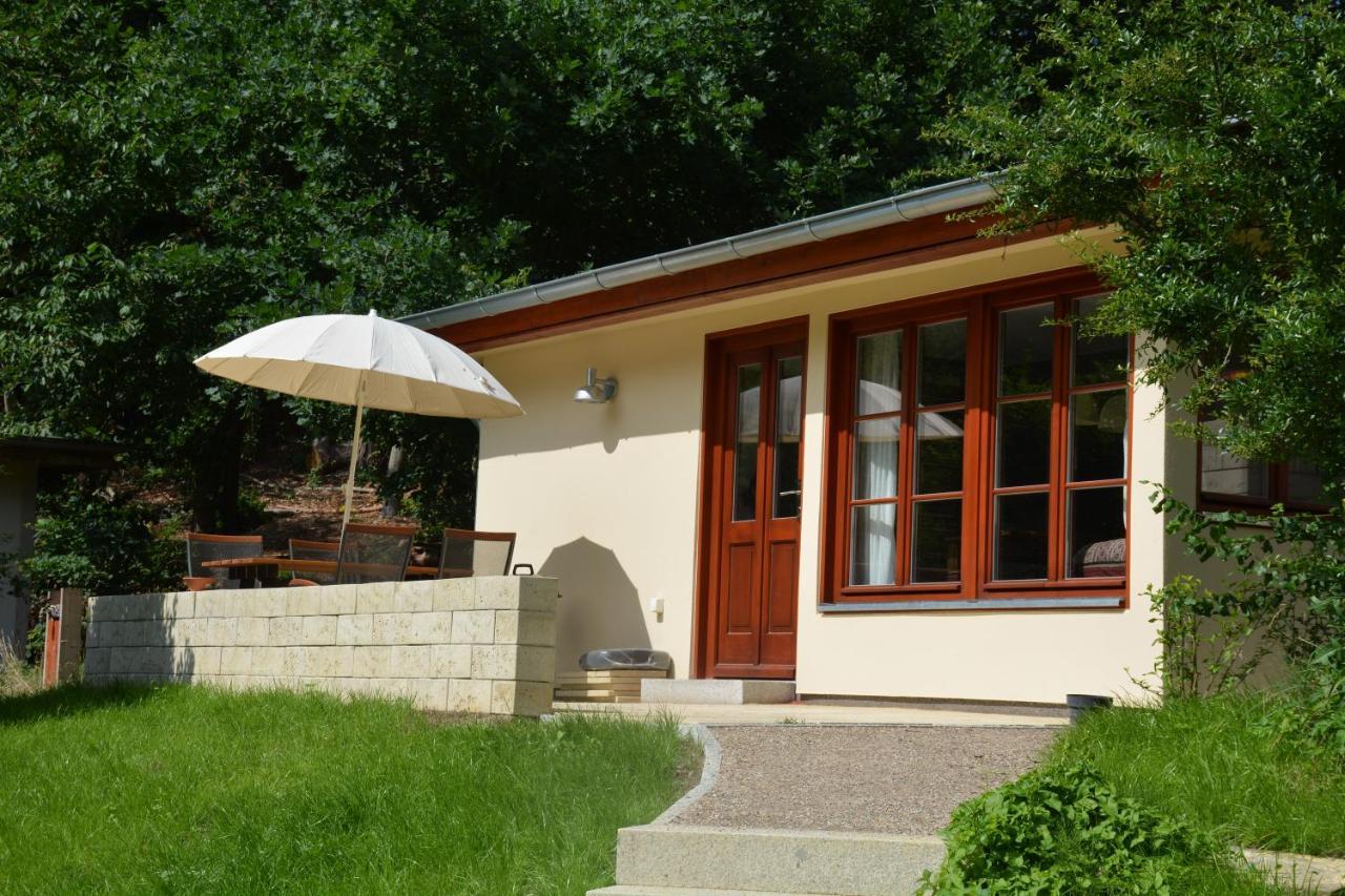Bungalows Am Waldessaum Bei Hohenzieritz Luaran gambar