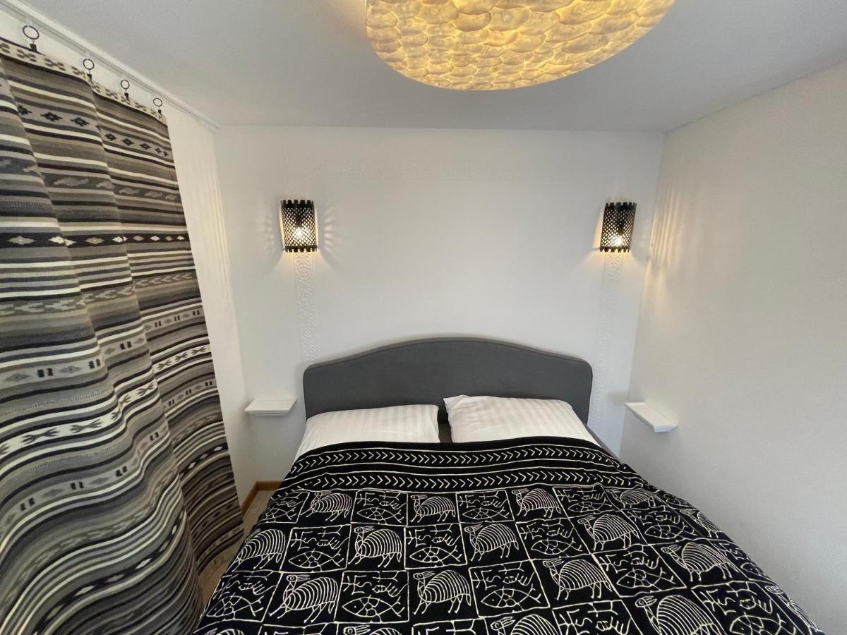 Bungalows Am Waldessaum Bei Hohenzieritz Luaran gambar