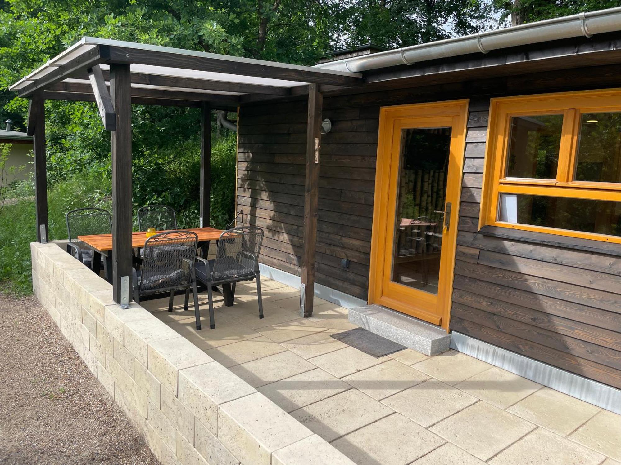 Bungalows Am Waldessaum Bei Hohenzieritz Luaran gambar